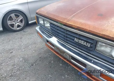 1985 Nissan 720 из США, поврежденный, VIN 1N6ND01S8FC314574